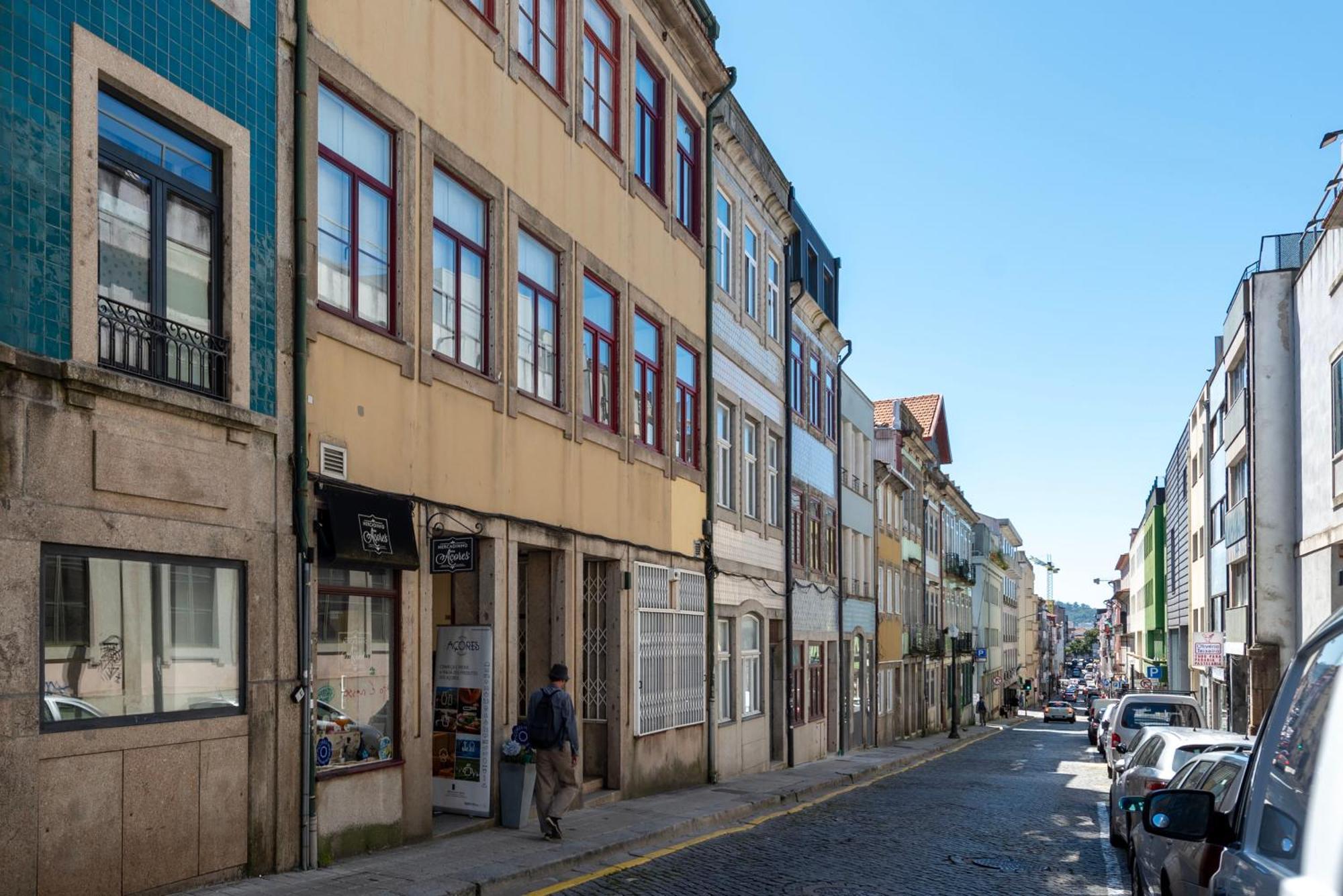 Doispontozero Alegria Terracotta Apartment Porto Luaran gambar